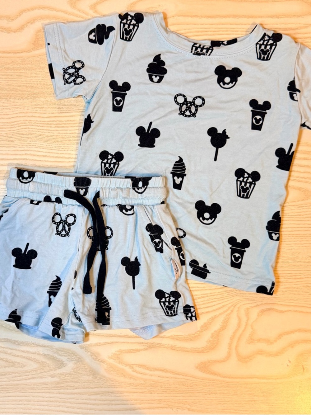 Blush Lotus Mickey Snacks Bamboo Short Set (12-18)